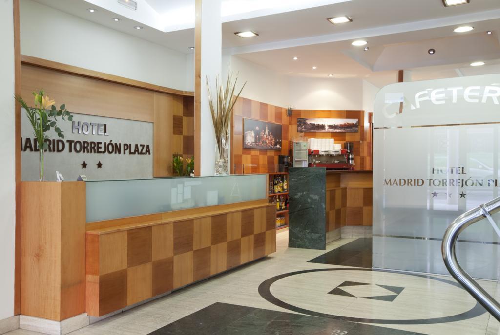 Hotel Madrid Torrejon Plaza Torrejón de Ardoz Zewnętrze zdjęcie